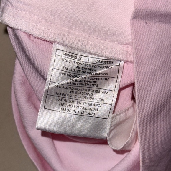 Nike Women’s Dri Fit Golf Shorts - Picture 3 of 8